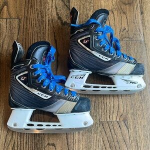 CCM U CL Junior ice hockey skates